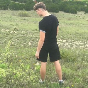 Meet your Posher, Eric